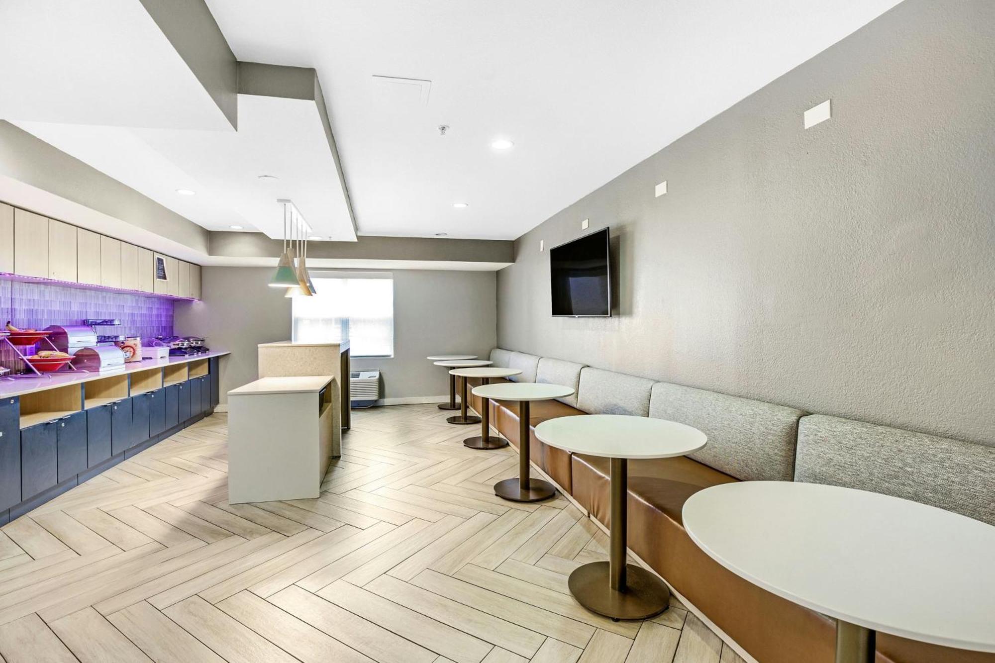 Towneplace Suites Mobile Exterior photo